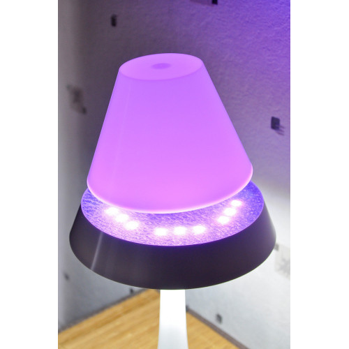 Lampe en lévitation...