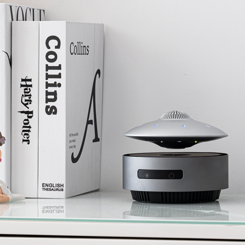 Enceinte en auto-lévitation...